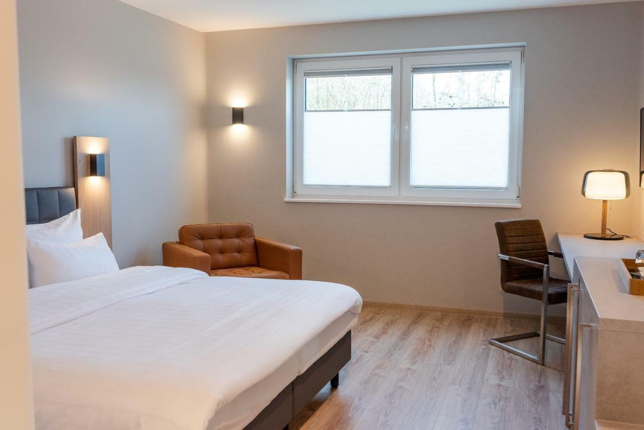 Hotel Circle Inn Рамщайн-Мизенбах Екстериор снимка