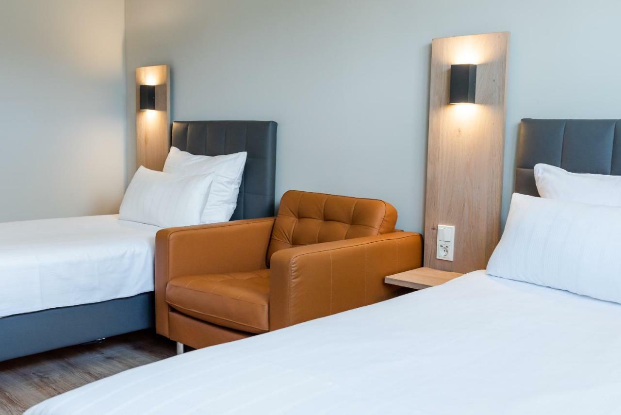 Hotel Circle Inn Рамщайн-Мизенбах Екстериор снимка