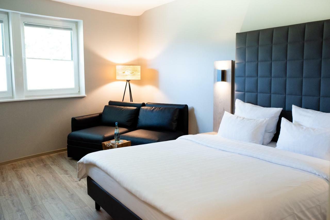 Hotel Circle Inn Рамщайн-Мизенбах Екстериор снимка